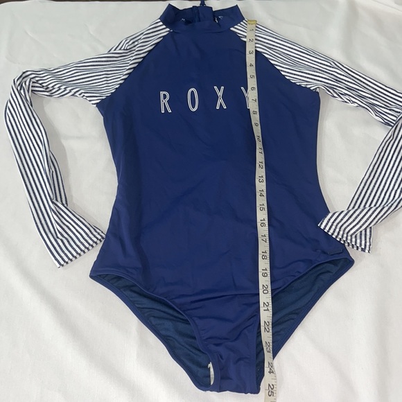 Roxy Softly Love LS UPF50 Onesie SMALL - Picture 6 of 10
